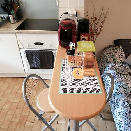 Appartement Type F2 Proche Paris 25 Km 昂迪伊 外观 照片