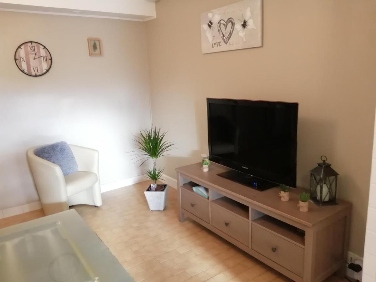 Appartement Type F2 Proche Paris 25 Km 昂迪伊 外观 照片