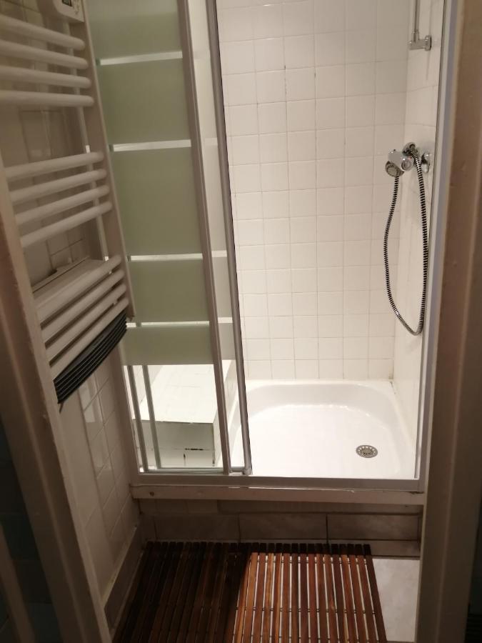 Appartement Type F2 Proche Paris 25 Km 昂迪伊 外观 照片